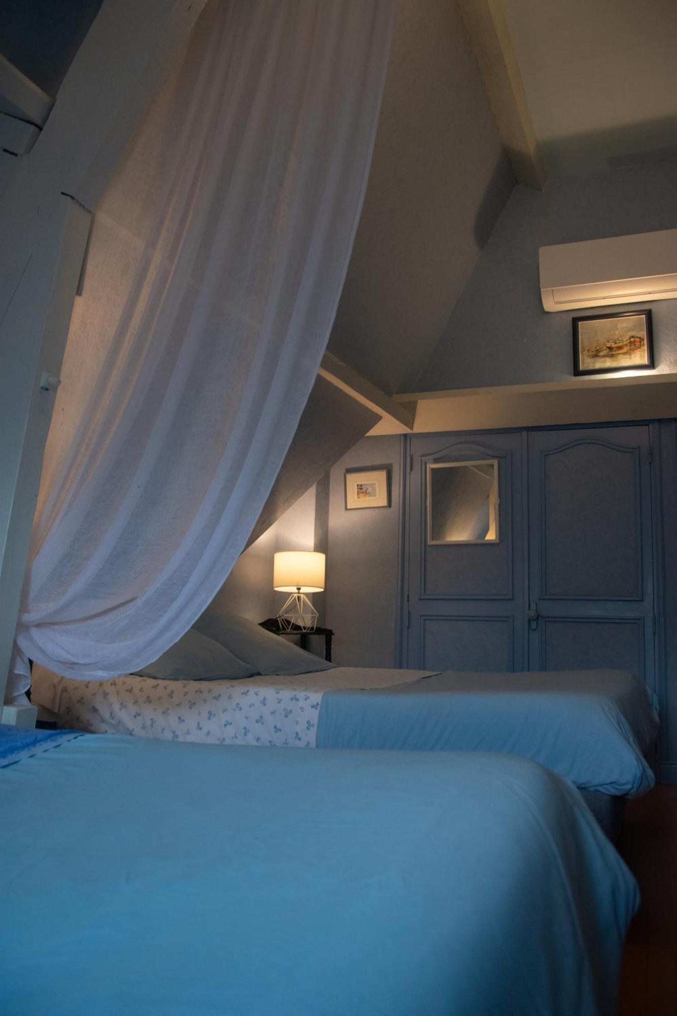 La Noisetiere Hotel Noyers sur Cher Bagian luar foto