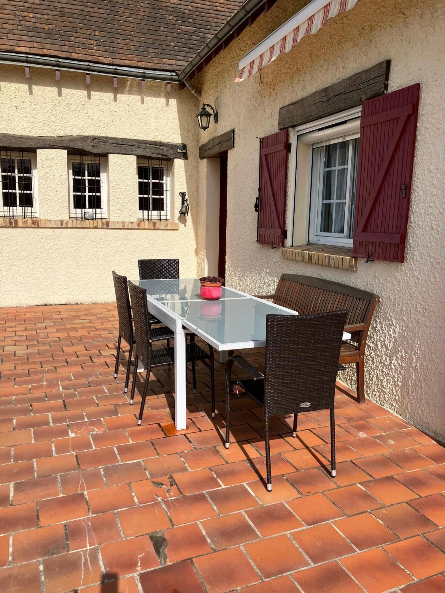 La Noisetiere Hotel Noyers sur Cher Bagian luar foto