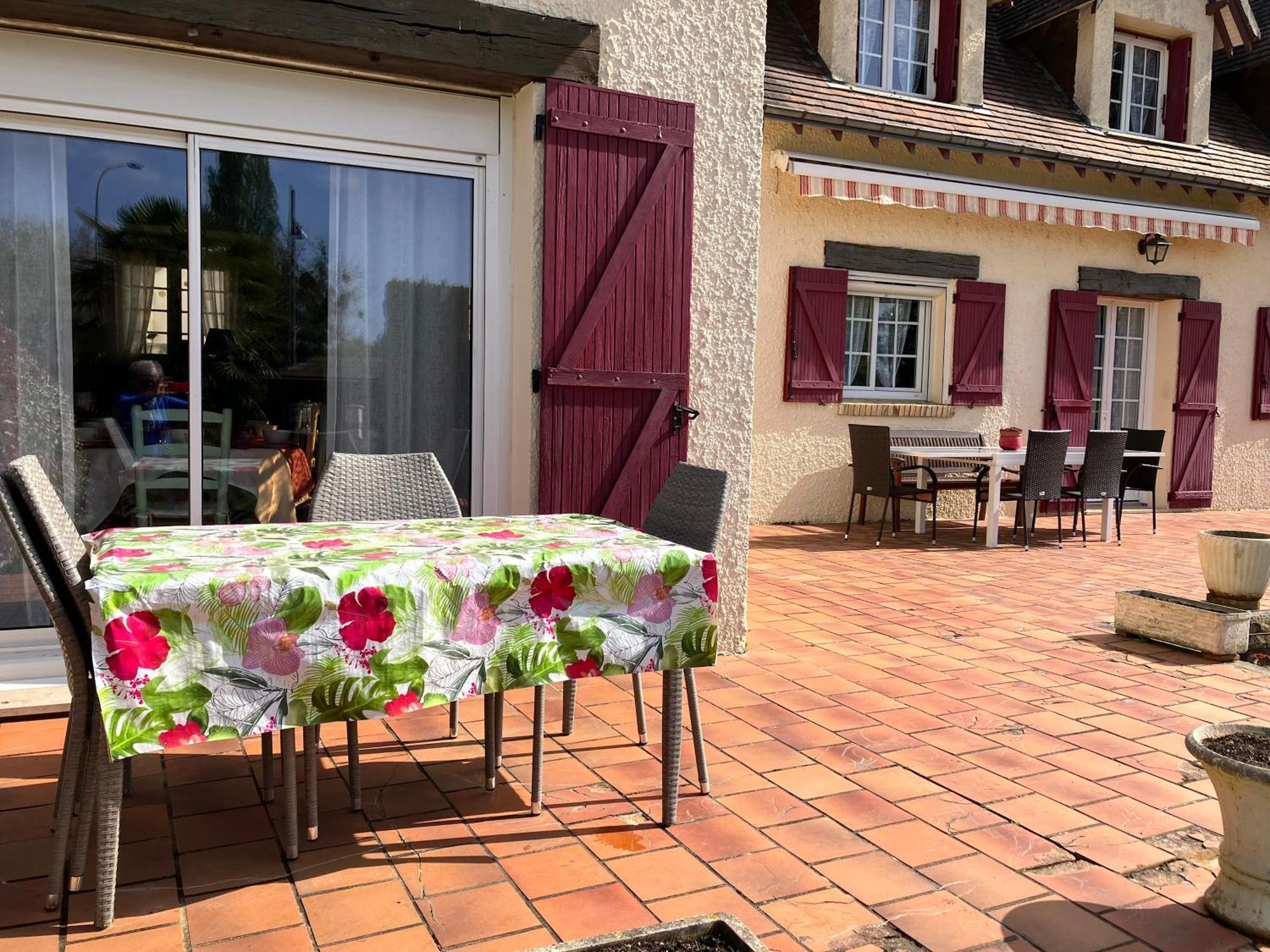 La Noisetiere Hotel Noyers sur Cher Bagian luar foto